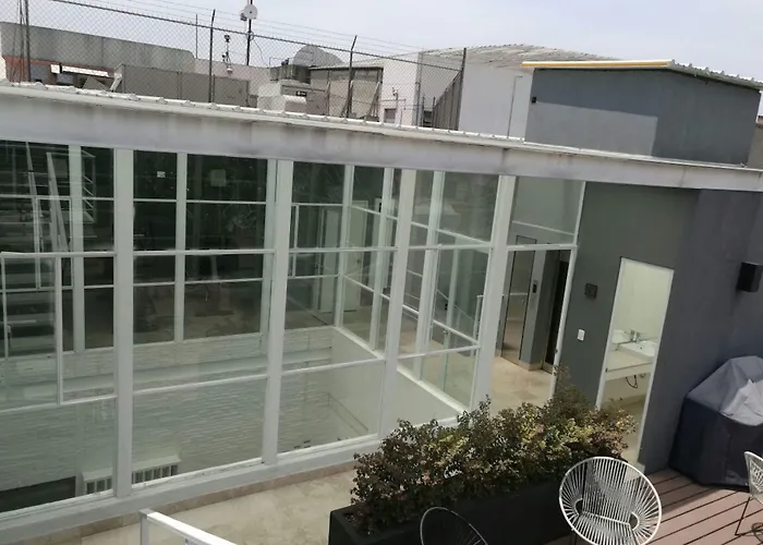 My Place Donceles アパート